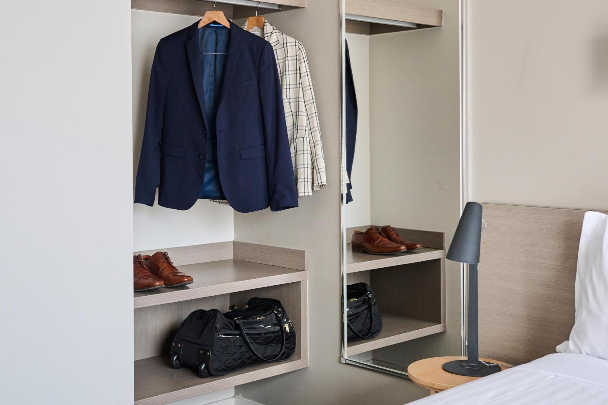 Abode Gungahlin Aparthotel Canberra Ngoại thất bức ảnh